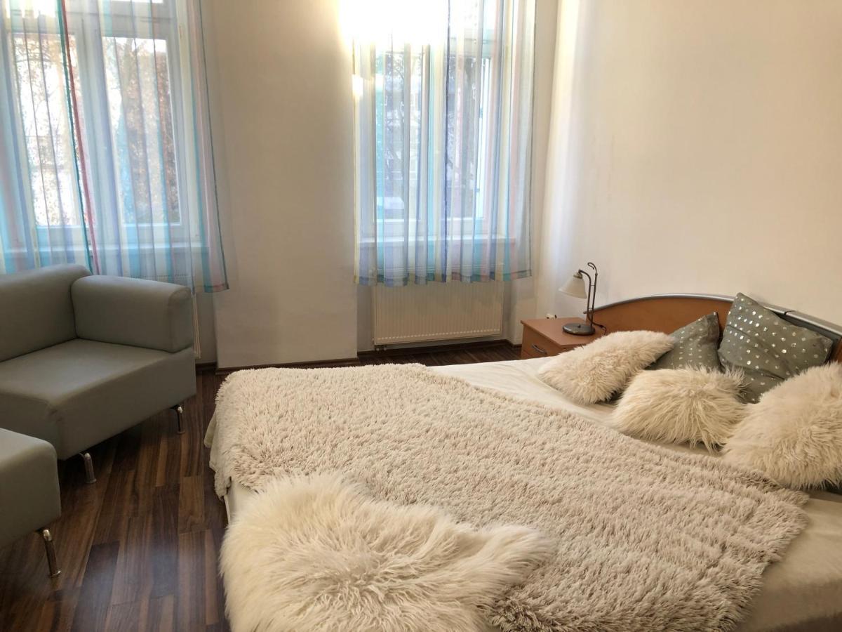 Apartmany Galeta Karlovy Vary Exterior photo